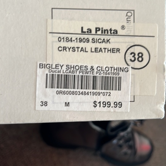 Super fun shiny boots - Picture 9 of 9